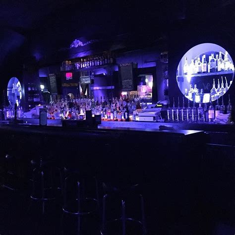 Late Bar Chicago Gen X Chicago Bars Events Things To Do In
