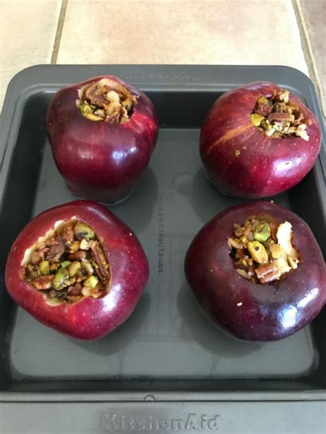 Baklava Baked Apples With Nuts And Honey Amira S Pantry
