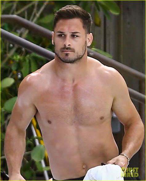 NFL Star Danny Amendola Goes Shirtless In Miami With Girlfriend Olivia
