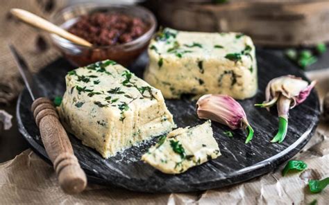 garlic and herb cream cheese [vegan] one green planet