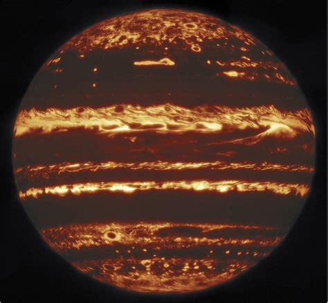 Scientists Obtain Lucky Image Of Jupiter Bbc News