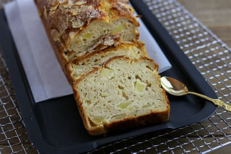 Ich habe am sonntag einen wirklich leckeren apfelkuchen mit reismehl gebacken. Gesunder Apfel-Quark Kuchen aus Reismehl // glutenfrei ...