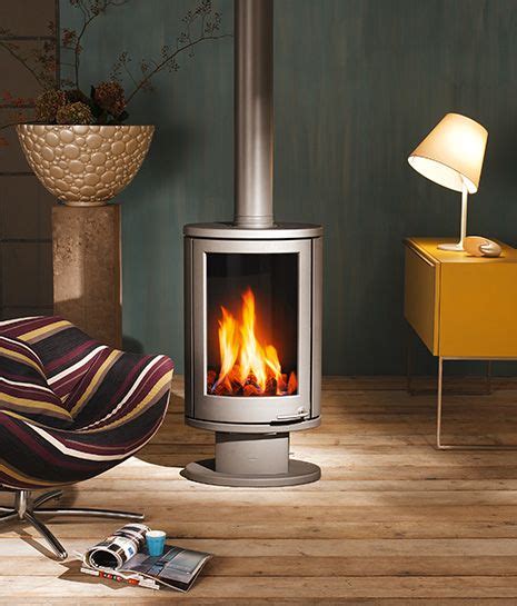 Scandinavian stoves for your home. images of rooms with modern wood stoves | Solea compact ...
