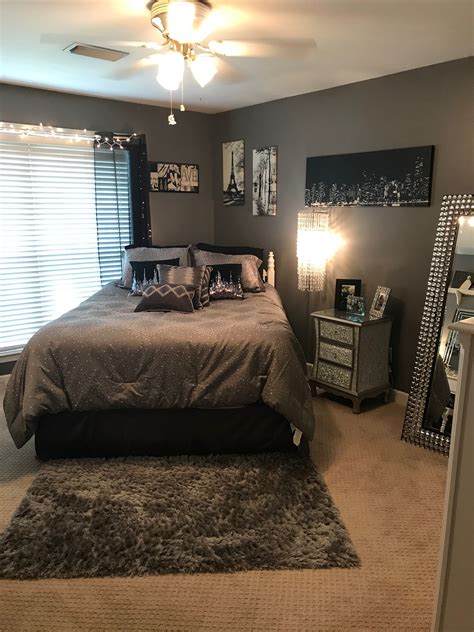 Pin by Klariza Perez on Bedroom ideas | Small room bedroom, Bedroom