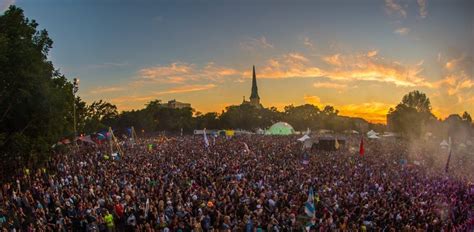 Also known as 'summer's last stand'. 8 Things to Do Over Labor Day Weekend in Chicago | UrbanMatter