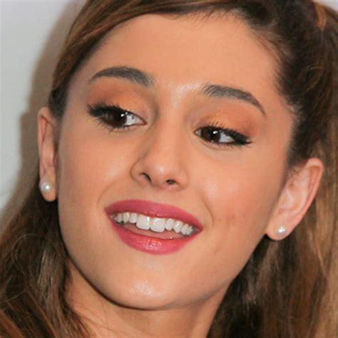 Ariana Grande Makeup Steal Saubhaya Makeup