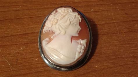 Vintage Sterling Silver Carved Oval Cameo Pendant Brooch Italian