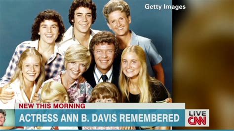 Brady Bunch Star Ann B Davis Dies Played Beloved Housekeeper Alice