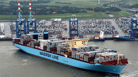 Das Groesste Containerschiff Der Welt Industriede 637