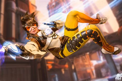 11 sexiest tracer cosplays number 9 is hottest imo gamers decide
