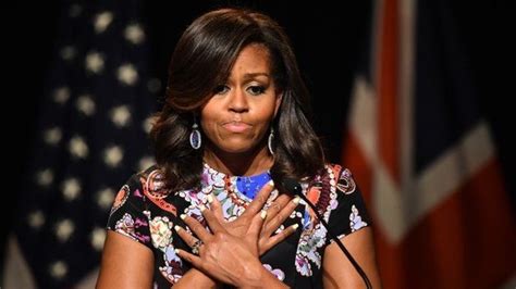 Michelle Obama Tears Up White House Photography Ban Bbc News