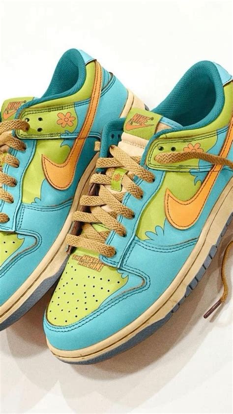 nike dunk low “the mystery machine” cute nike shoes swag shoes funky shoes