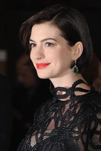 Anne Hathaway Short Bob 28th American Cinematheque Award