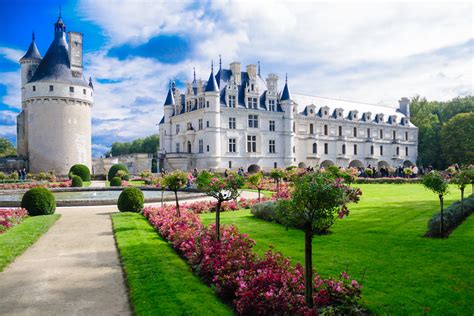 Find all information about chateaux et patrimoine luxury real estate agency in sancerre 18300. Châteaux et patrimoine militaire de France