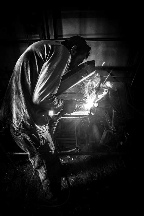 Whatever you're working on, these black and white wallpapers can give you the dynamic. 10+ Engaging Welder Photos · Pexels · Free Stock Photos