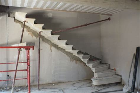 Maybe you would like to learn more about one of these? Prix de pose d'un escalier sur mesure en bois, béton ou métal