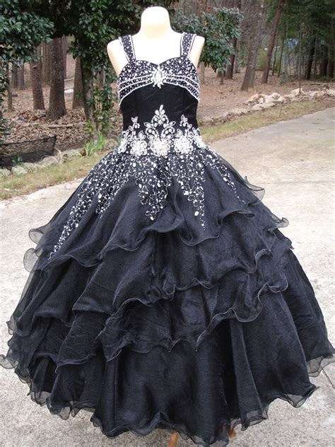 When she got to the spot, we told her to make an excuse and leave to the car. 2013 Cute Black Layered Skirt Sugar Pageant Dress Gown ...