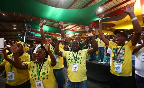President cyril ramaphosa may be trying his outmost best to navigate the ship of state from a possible collapse, but it seems his efforts to get the country back in good stead are visibly enough for all to see. 'We are ready for Ramaphosa!' sing Soweto residents