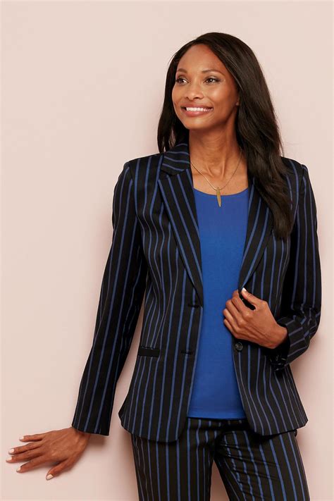 Longer Length Suiting Separates Blazer Classic Womens Clothing From
