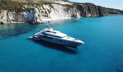 sicily luxury yachts crew charter luxury yachts services