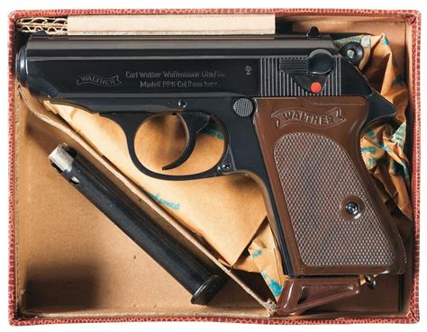 Exceptional Walther Ppk Semi Automatic Pistol In Scarce 9mm Kurz