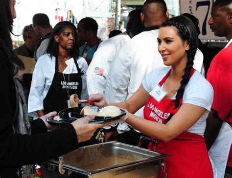 Kim Kardashian in Haiti to help women - NY Daily News 'i want to spread the love'.