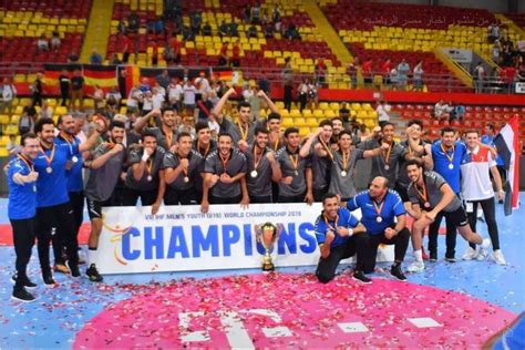 Attention turns to north africa after a bumper few weeks for handball fans with the women's euro 2020 followed by a festive champions league final4 in december. Sisi awards Egypt's U-19 handball team First Class Sports ...