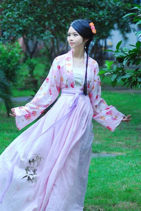 The hanfu wedding dress has always been a very important part of weddings. 50 best images about Ancient Chinese dress on Pinterest ...