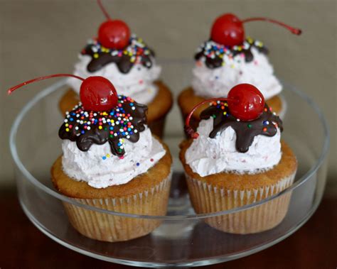 Here are some easy cupcake decorating ideas for your next kids party. Beki Cook's Cake Blog: Banana Split Cupcakes {Recipe}