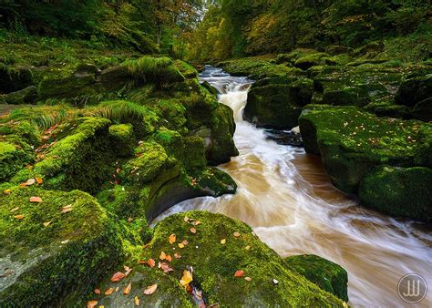 One Of The Most Dangerous Places On Earth The Strid Bolton Abbey