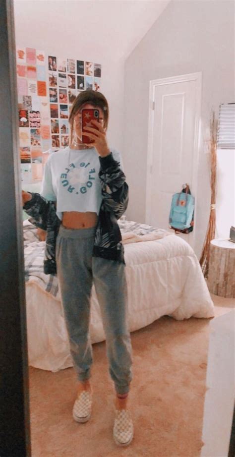 Really Great Vsco Girl Style Outfits With Sweatpants Sweatpants