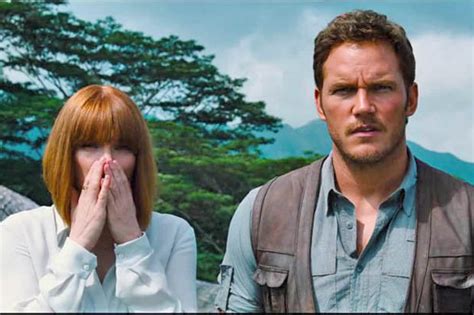 Jurassic World Trailer With Chris Pratt Steven Spielberg Bryce Dallas Howard Daily Star