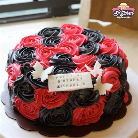 Gorgeous Black And Red Rosette Cake Red Birthday Cakes Wedding Cake Red Graduation Cakes