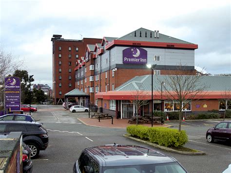 We believe london's premier inns offer fantastic value for money, allowing you to benefit from great locations, whilst offering unbeatable value for money. Premier Inn, Manchester Old Trafford © David Dixon ...