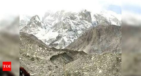 two personnel dead as avalanche hits army patrol in siachen glacier india news times of india