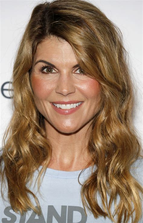 Lori Loughlin Stand Up To Cancer At Walt Disney Concert Hall In Los