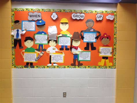 Community Helpers Preschool Theme Bulletin Boards Teaching Treasure