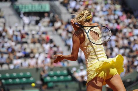 Famous Holiday Maria Sharapova Hot Upskirt Photos In Roland Garros