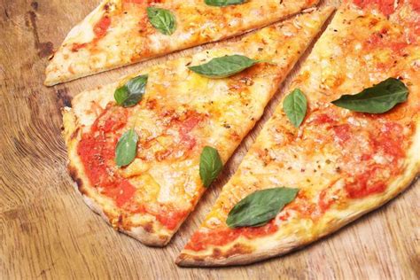 National Pizza Day 2018 deals - how to get freebies from ...