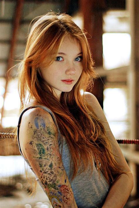Babe Redhead Beauty With Tattoos Beautiful Redhead Red Hair Hair Beauty