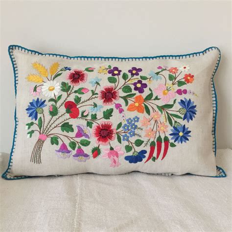 Cushion Cover From Vintage Embroidery Parna Embroidered Cushions Diy