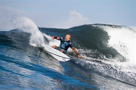 Boardriding News Stephanie Gilmore And Kanoa Igarashi Win Corona