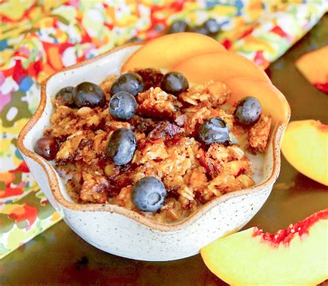 Mix the erythritol, cinnamon, vanilla extract and salt in with the coconut oil. Back to School Breakfast: Peach-Blueberry Granola Crisp Recipe