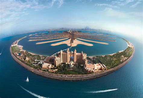 Atlantis The Palm Luxury Resort Crescent Rd Dubai Uae The Pinnacle List