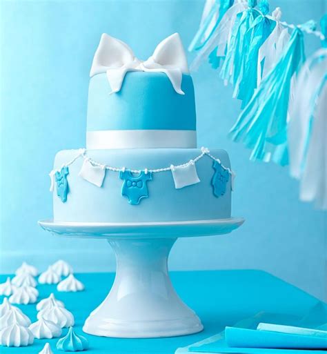 Wir legen allen berechnungen zugrunde, dass der fondant auf ca. Torte zur Taufe oder Babyshower: It's a boy | Motivtorte ...