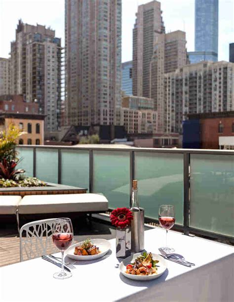 Best Rooftop Brunch Restaurants In Chicago Thrillist