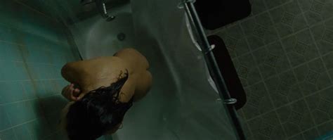 Naked America Olivo In No One Lives