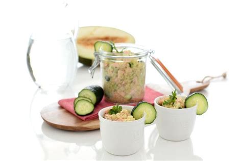 Pepinos, alcachofas, tomates, fruta, podemos disfrutar de ellas todo el año, bien en conservas saladas o dulces como las mermeladas. Ensalada de quinoa, salmón y pepino con Thermomix ...