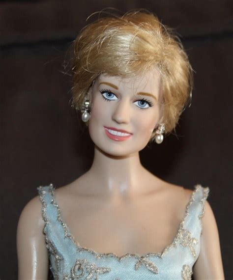 Franklin Mint Vinyl Doll Princess Diana Princess Of Grandeur No Boxの