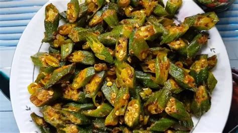We all are fond of this veggie and i make it often. Bhindi Fry Recipe | Lady Finger | How To Make Bhindi Fry. Subscribe to my YouTube Channel Nadera ...